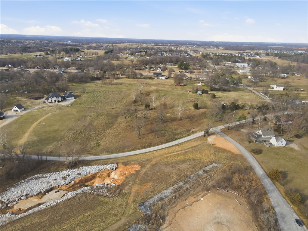 Elm Spgs Outlots - Land