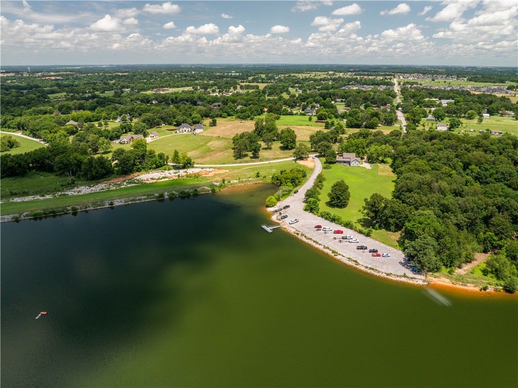 Elm Spgs Outlots - Land