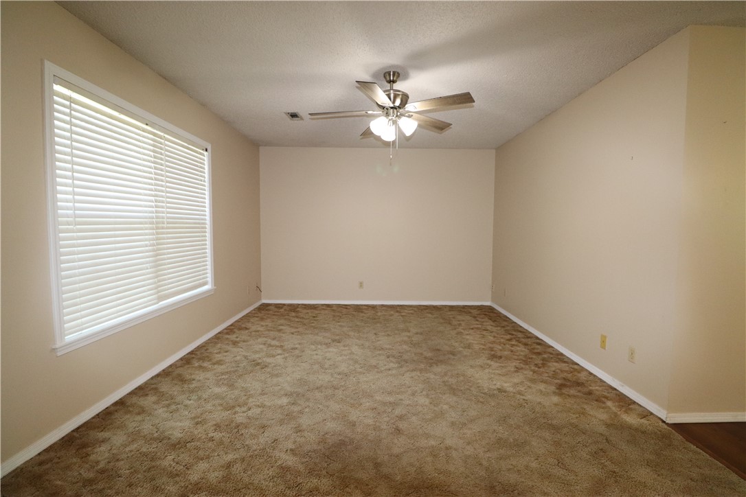 W Walker Sub Ph Iv - Residential Lease