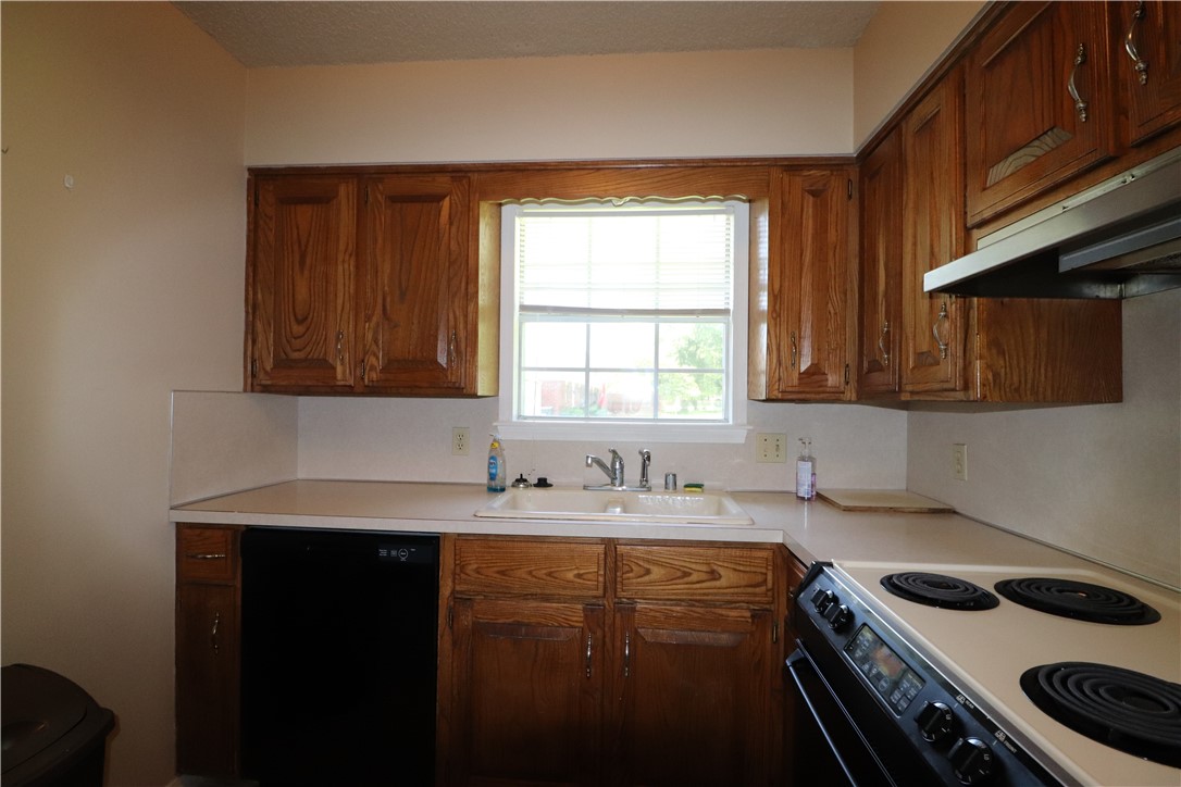 W Walker Sub Ph Iv - Residential Lease