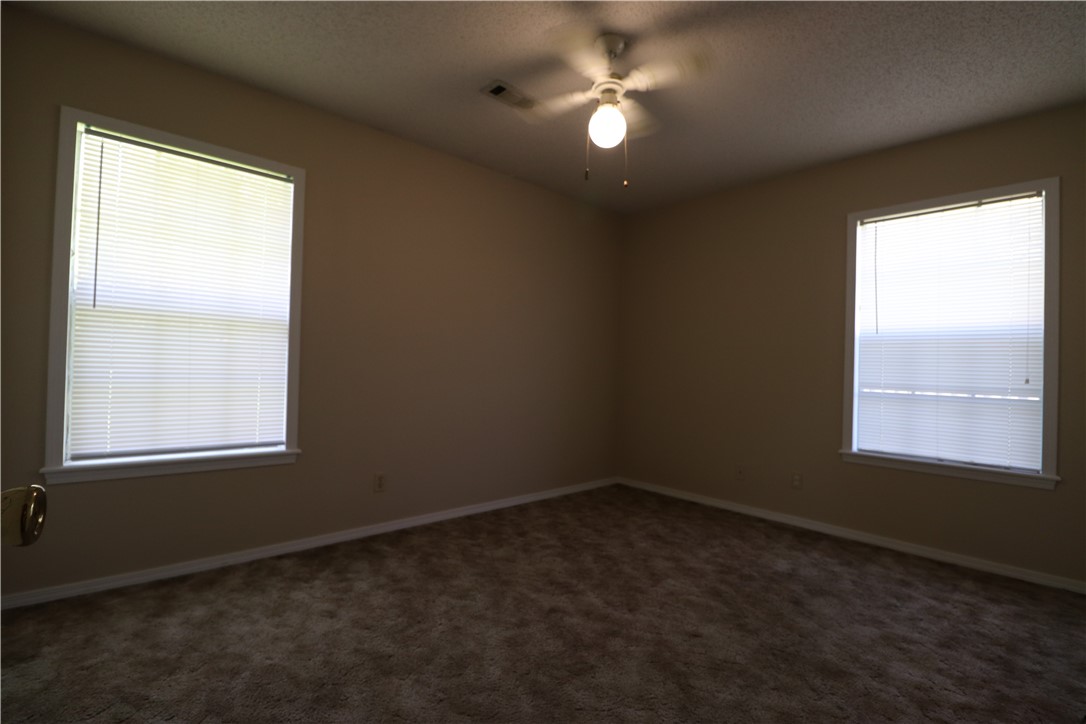 W Walker Sub Ph Iv - Residential Lease