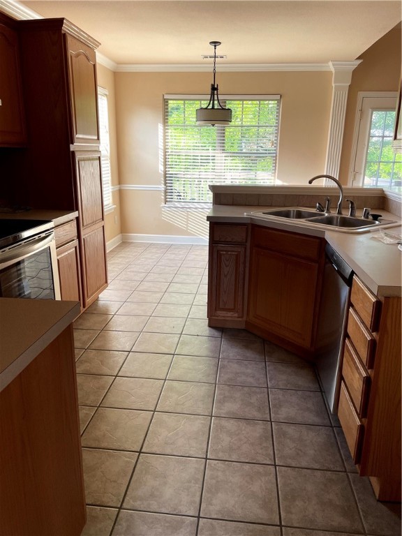 Champions Estates Rogers - Residential Lease