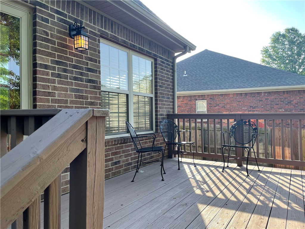 Champions Estates Rogers - Residential Lease