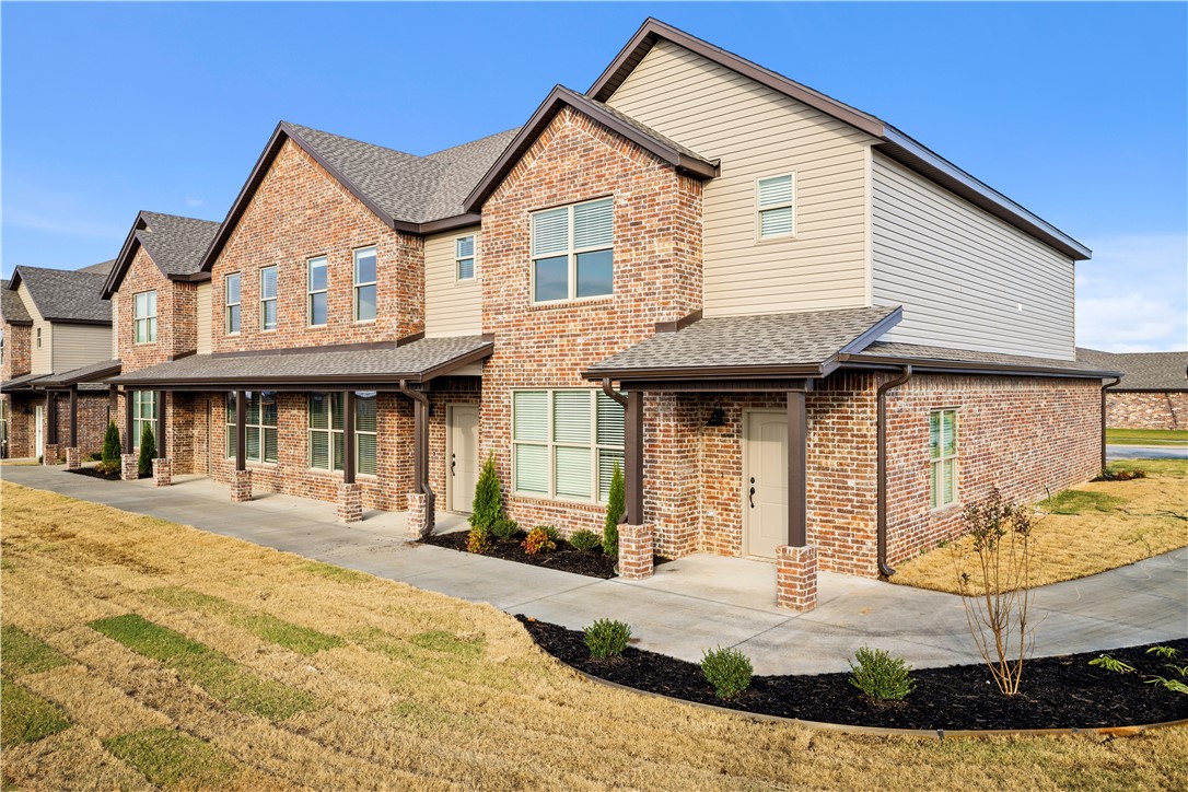 Townhomes of Siena - Residential Lease