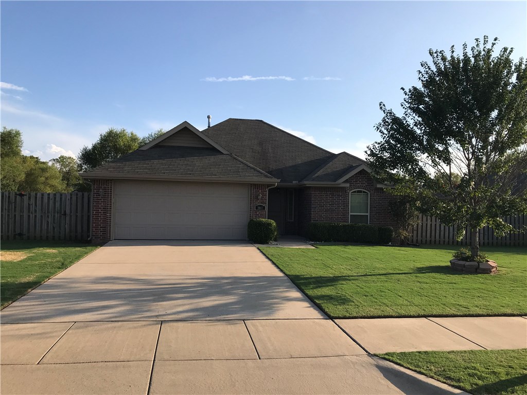 Well maintained 3 bedroom 2 bath home, Very spacious living room with 10' ceiling, crown molding, ceiling fan and gas log fireplace. Very nice kitchen with granite counters, stainless appliances, Refrigerator  to covey. Good size Master bedroom with trey ceiling,walk in closet.Plenty of room in the large, privacy fenced, flat backyard for a swimming pool and play ground set. Enjoy entertaining your family and friends on the 14 x 12 deck with pergola. 1 year 2-10 home warranty. This one will not last long!