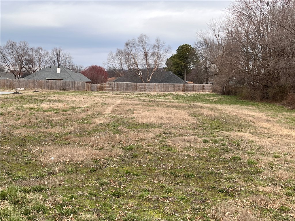 Springdale Outlots - Commercial Sale