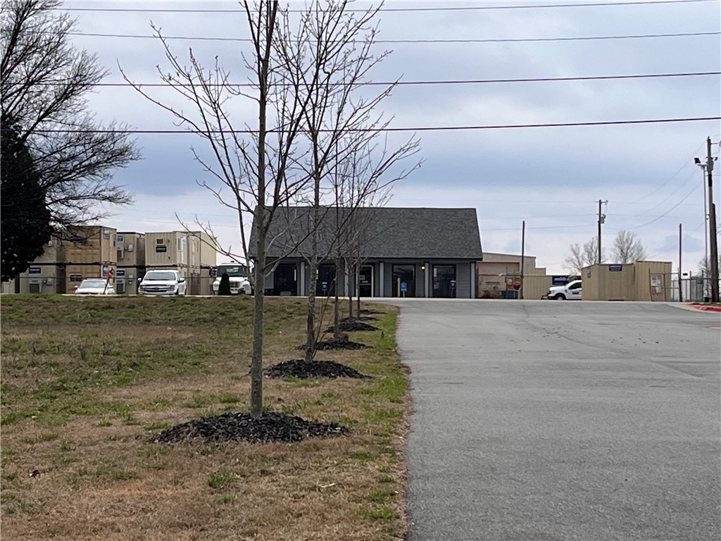 Springdale Outlots - Commercial Sale