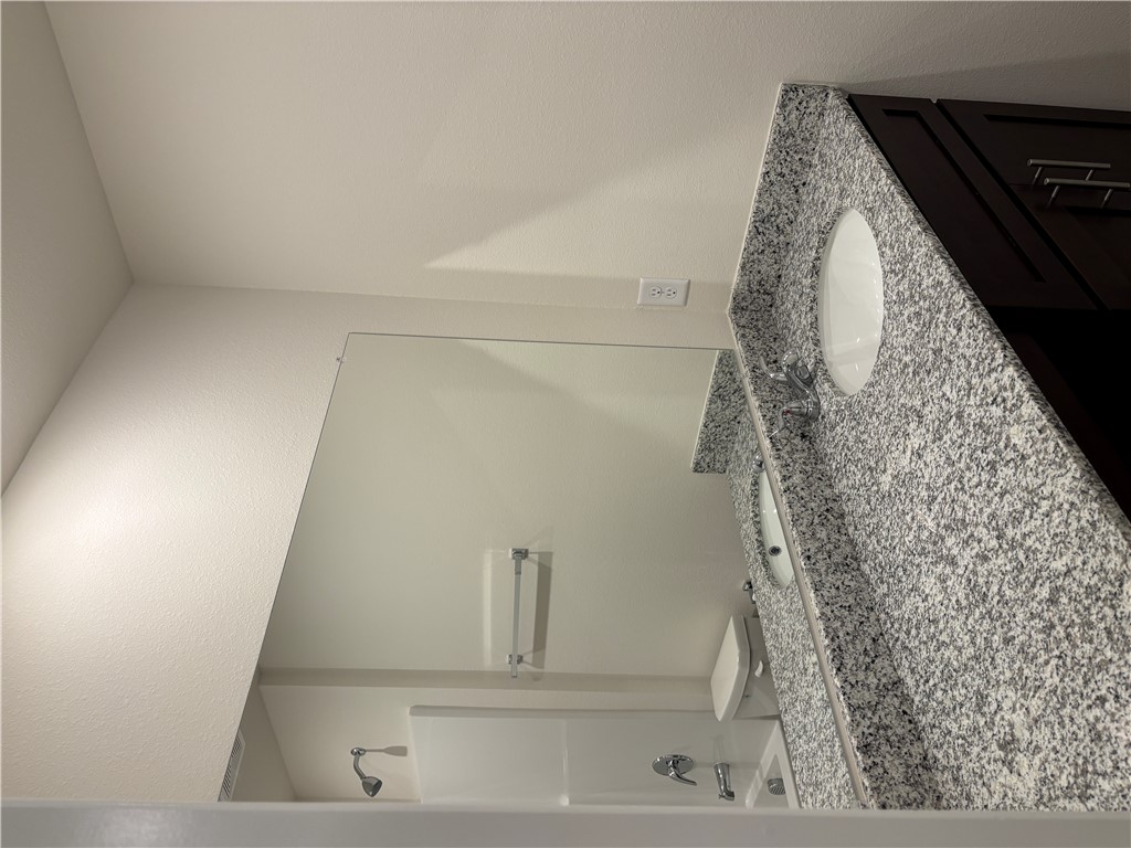 WOODWARD PARK - Residential Lease