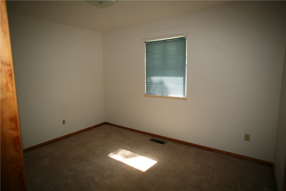 Oak Crest - Residential Lease