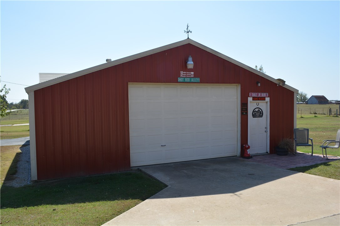 Tontitown Outlots - Residential