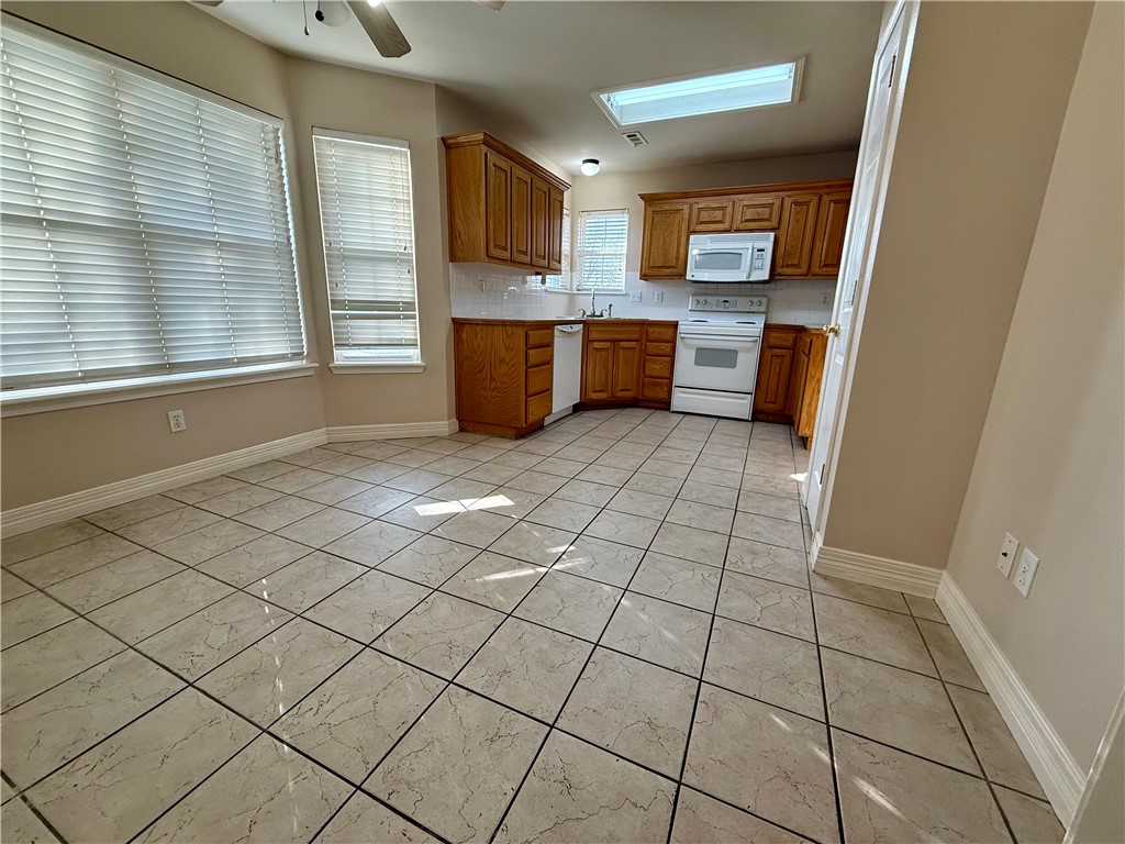 Tunbridge Wells Sub Bentonville - Residential Lease