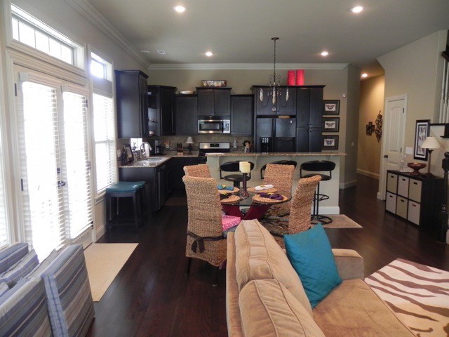 Lakewood Sub - Residential Lease