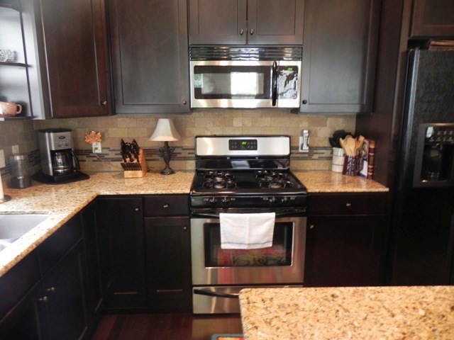 Lakewood Sub - Residential Lease