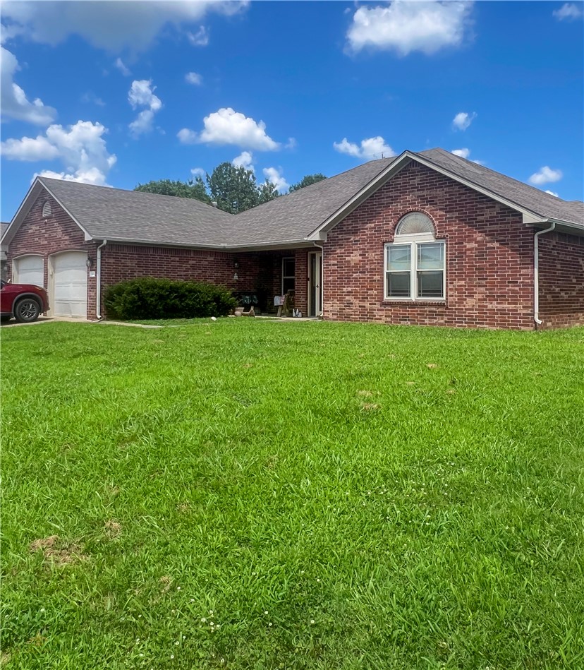 Welcome to 644 White Oak St, Gentry, AR! This spacious 3-bedroom, 3-bath home offers comfort, functionality, and great potential. The original roof has been well maintained with no known leaks, and the original HVAC system has been regularly maintained and is in good working condition. The home also features a 2-car garage with a keypad entry for added convenience.

The property could benefit from a few cosmetic updates but requires no major repairs, making it a great opportunity to personalize the space while enjoying a solid, well-maintained home. Don't miss your chance to make this Gentry property your own!