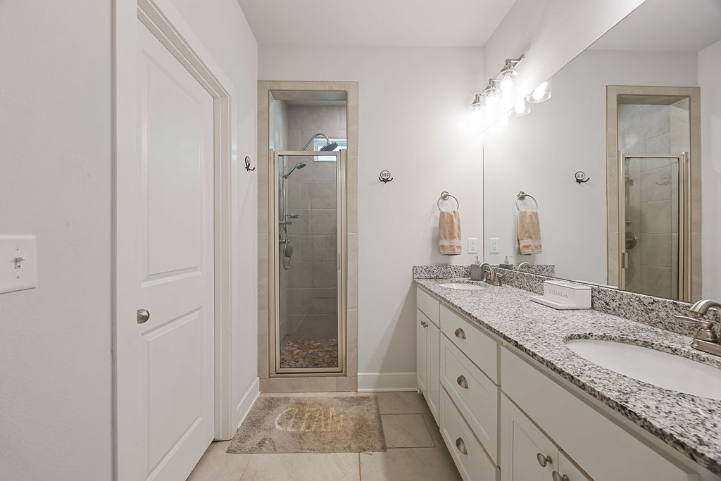 Cambridge Sub Bvv - Residential