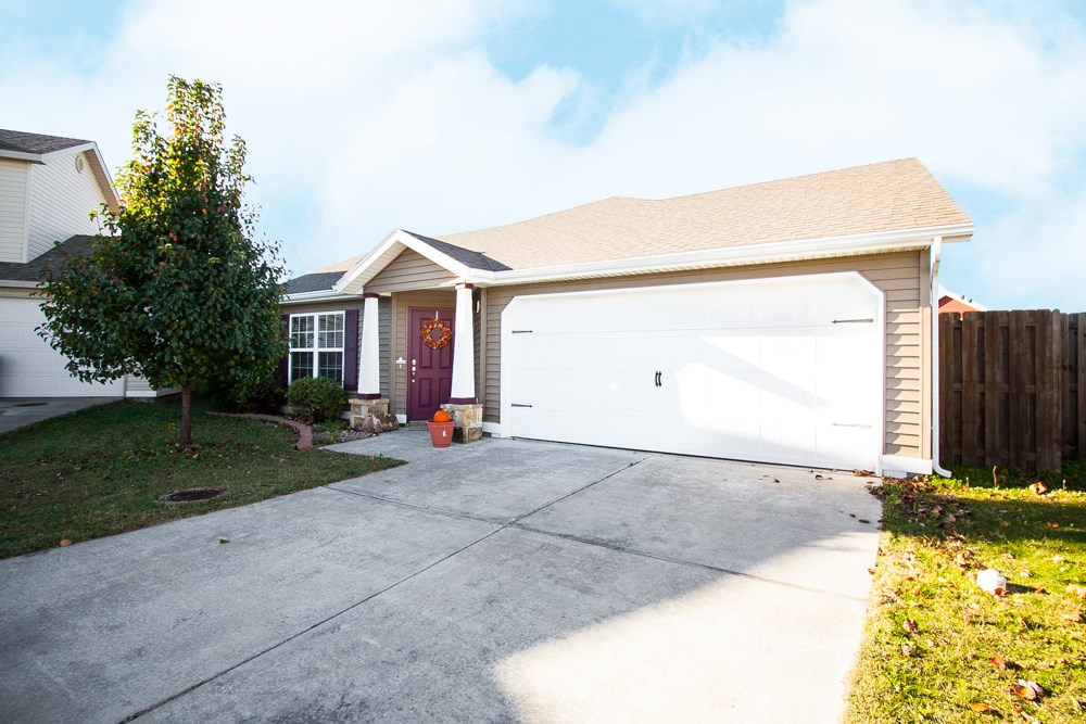 Commons At Walnut Crossing - Residential