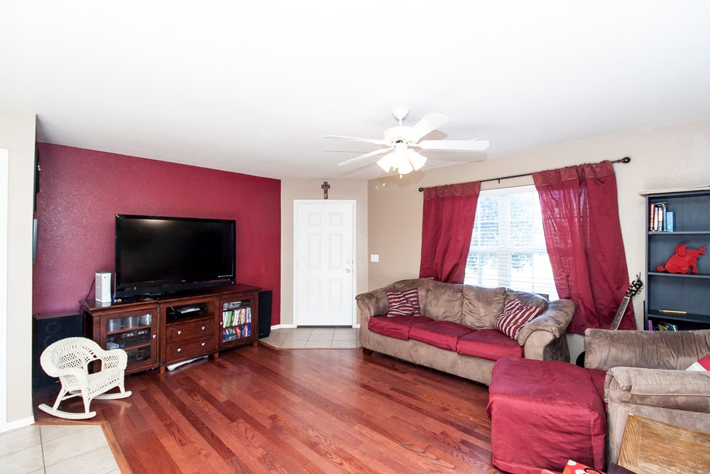 Commons At Walnut Crossing - Residential