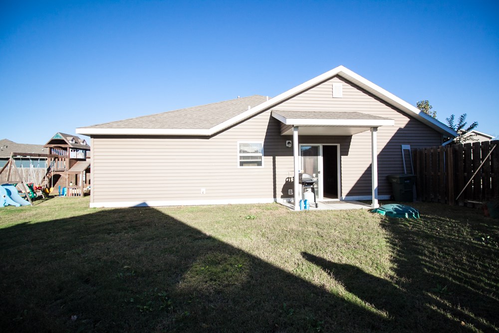 Commons At Walnut Crossing - Residential
