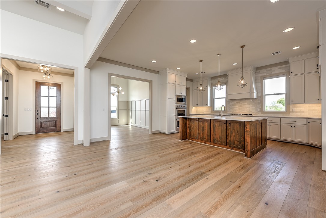 Shadow Valley - Residential