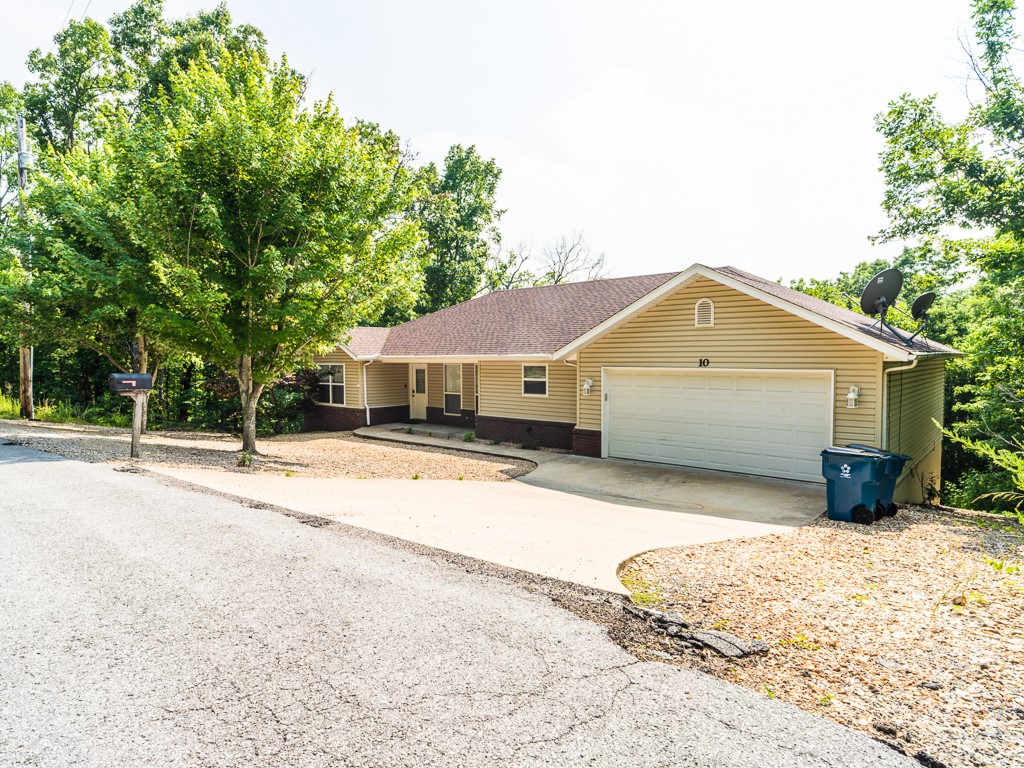 York Sub Bvv - Residential Lease