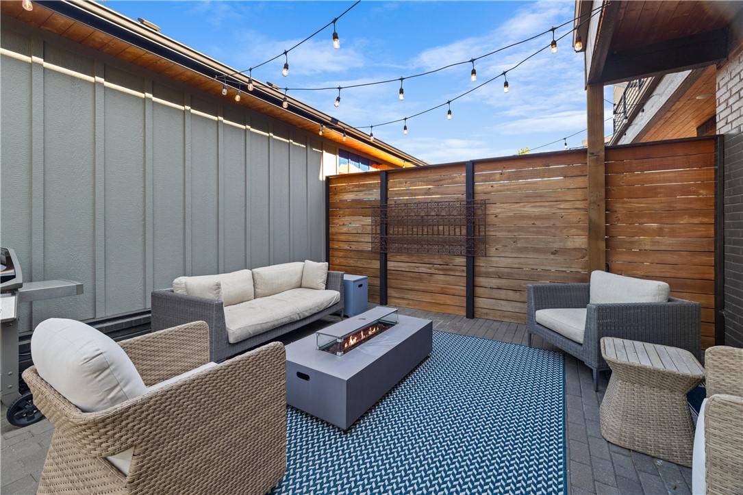 1137-1139 MONROE HORIZ PROP REGIME-BENTO - Residential