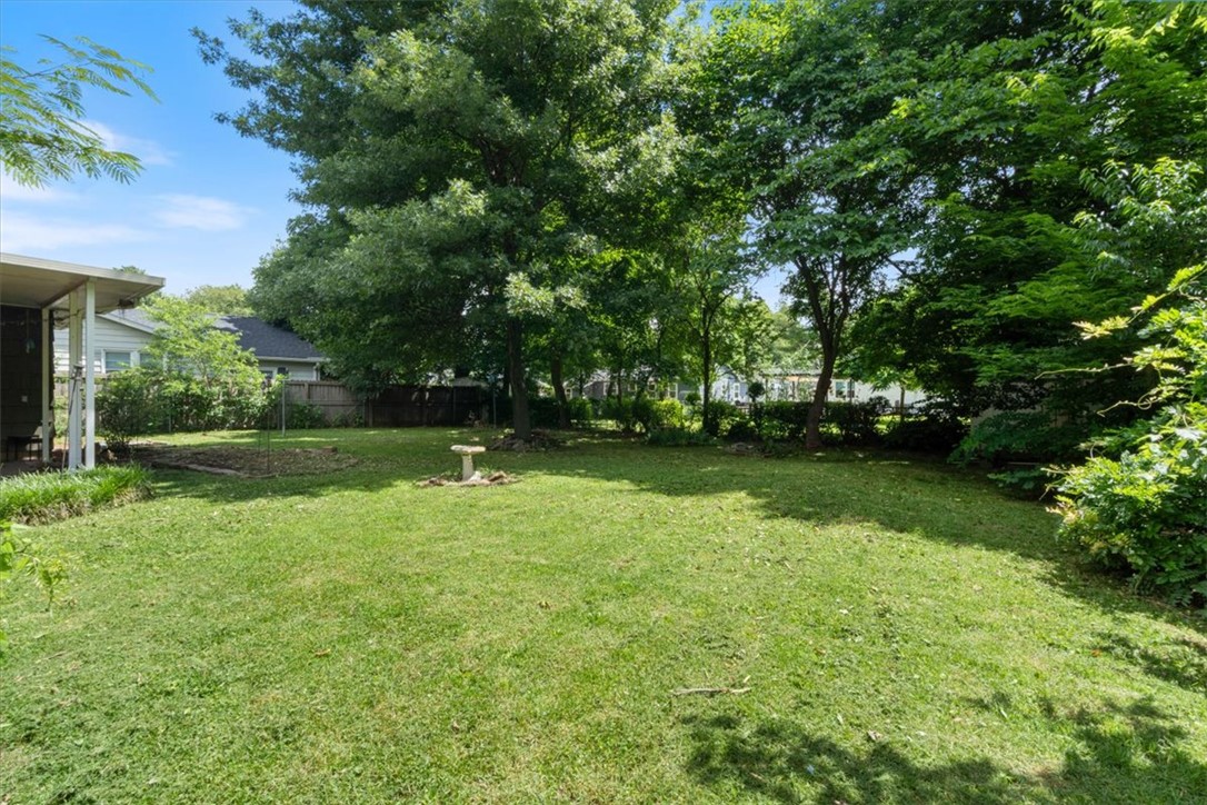 R L HAYES PARK ADD - Residential
