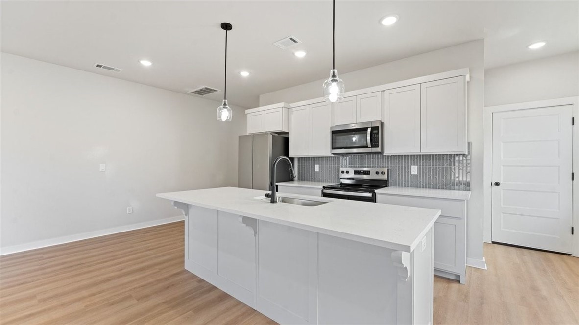 Pea Ridge Pointe - Residential