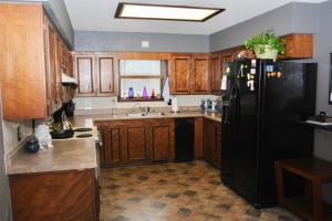 Gaither Mt Est 3rd - Residential