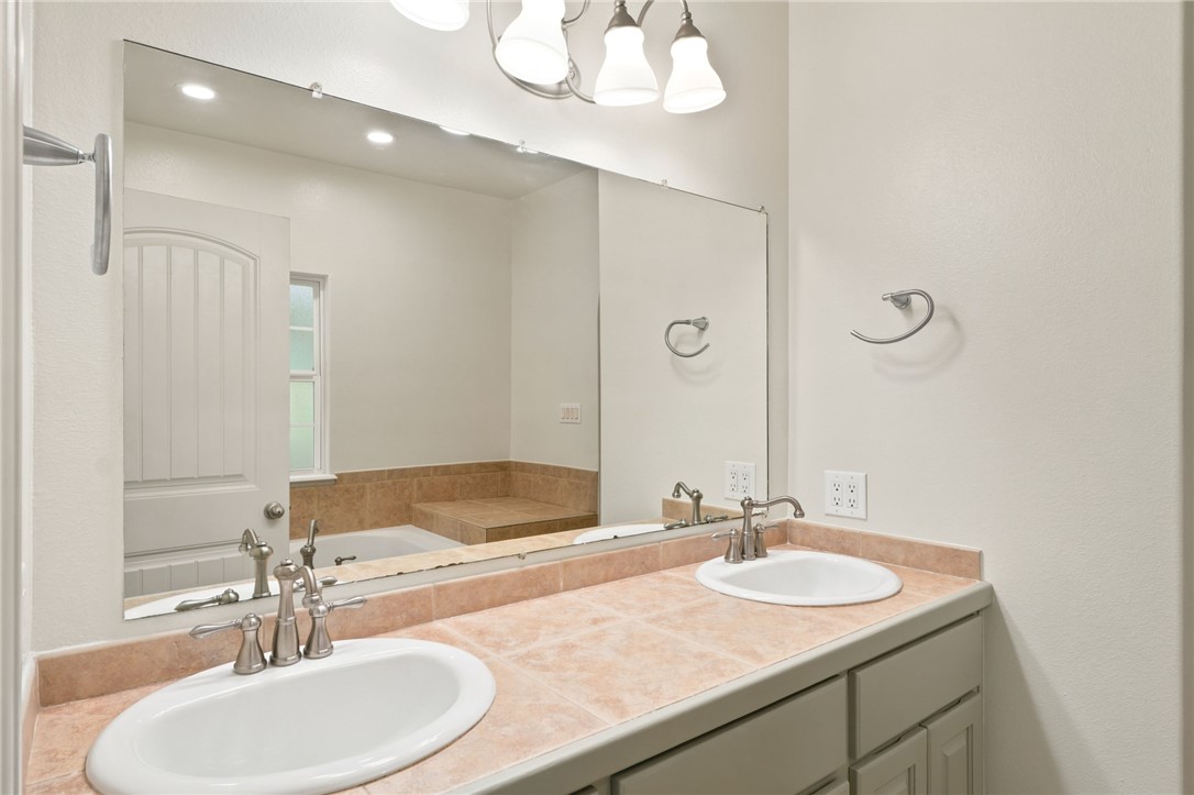 Mountain Meadows Sub - Residential