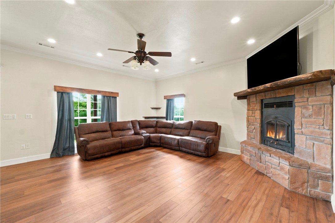 Mountain Meadows Sub - Residential