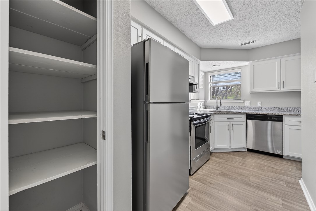 Kantz Place - Residential