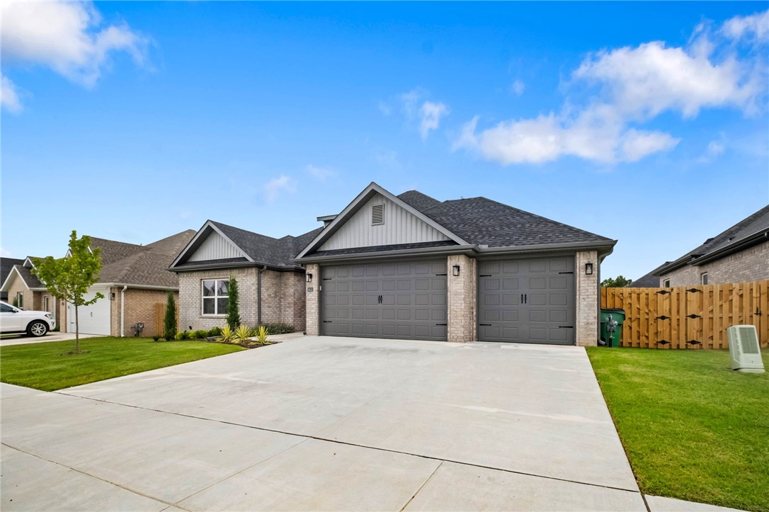 Oakmont Sub Centerton - Residential