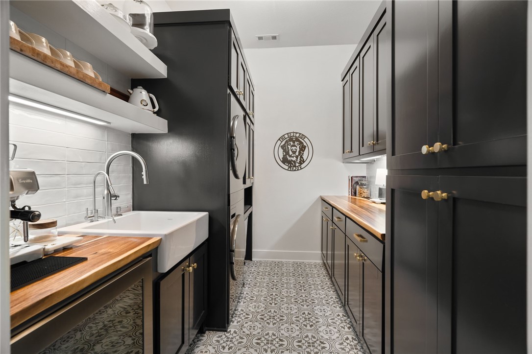 Riverside Estates - Residential