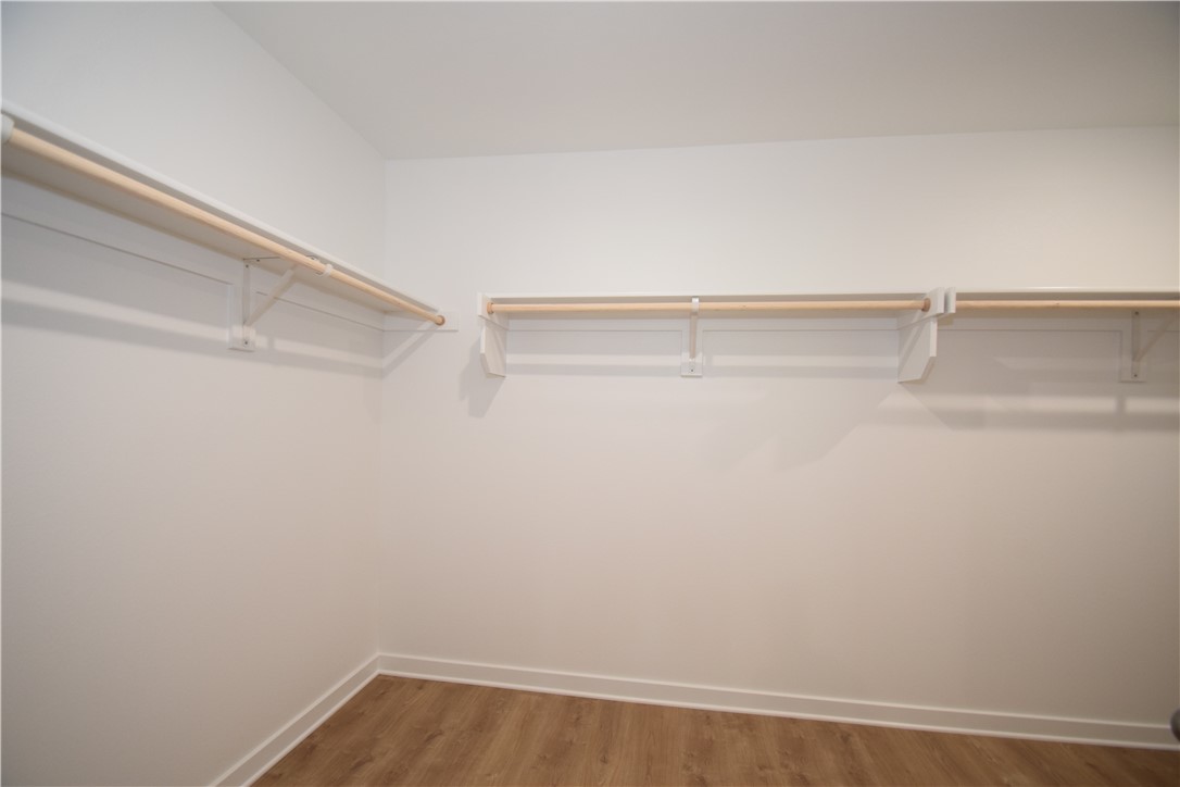 Wagon Wheel Crossing - Residential Lease