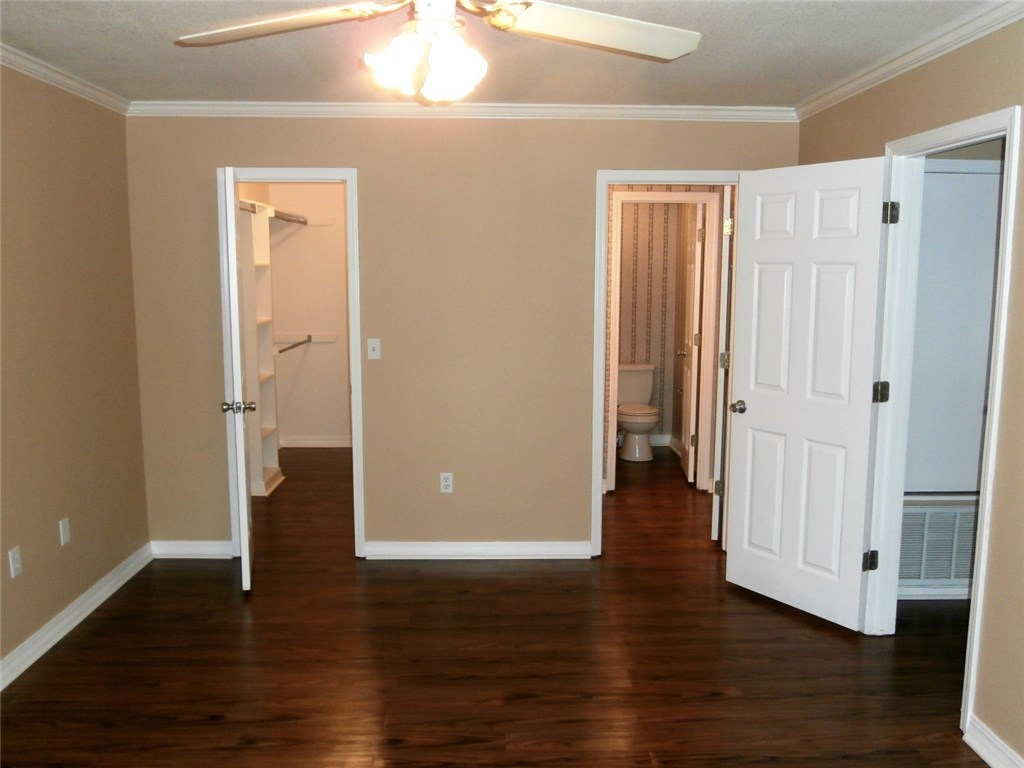 Horseshoe - Residential