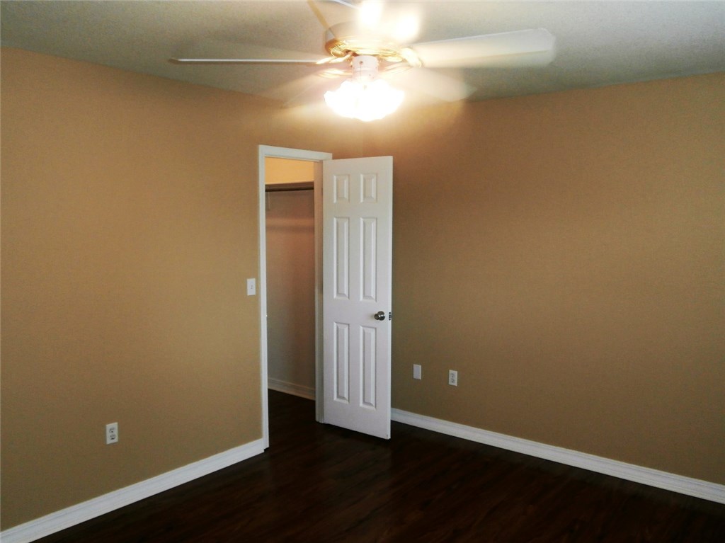 Horseshoe - Residential