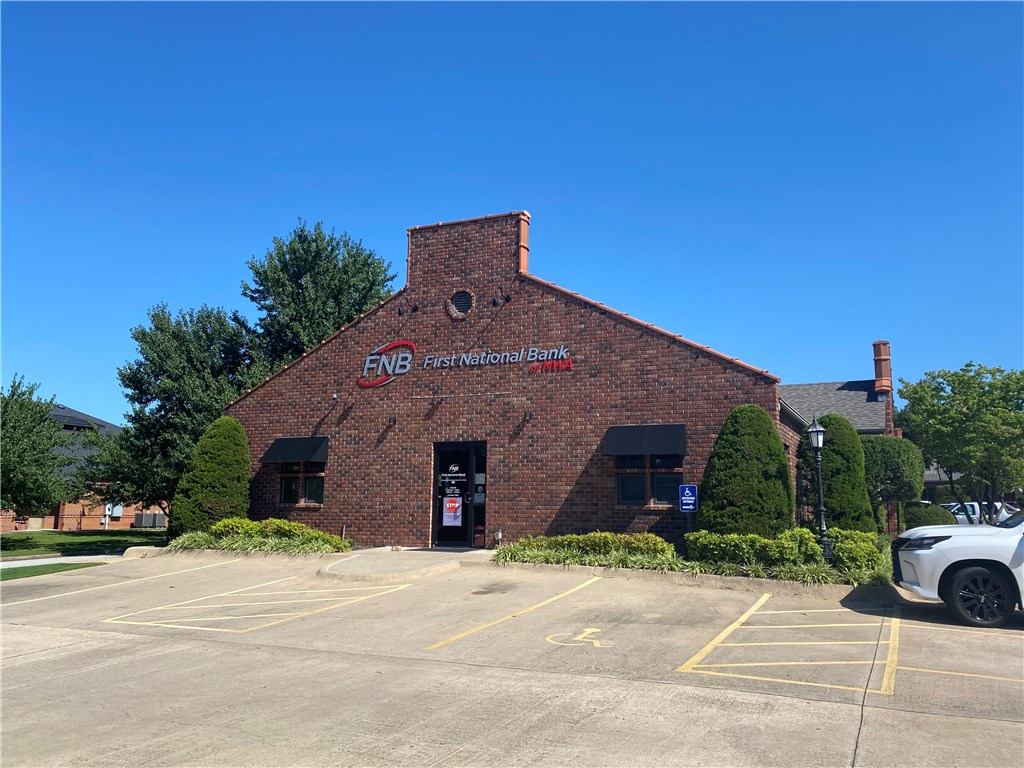 Conveniently located on Joyce Blvd between Crossover Rd and College Ave. Space Includes: six offices and kitchentte. Tenant pays Electric & Gas, Phone/Data and Janitorial. Parking Ratio 4/1000 SF. Tenant Improvement Allowance is Negotiable. Date available- February 1, 2021.