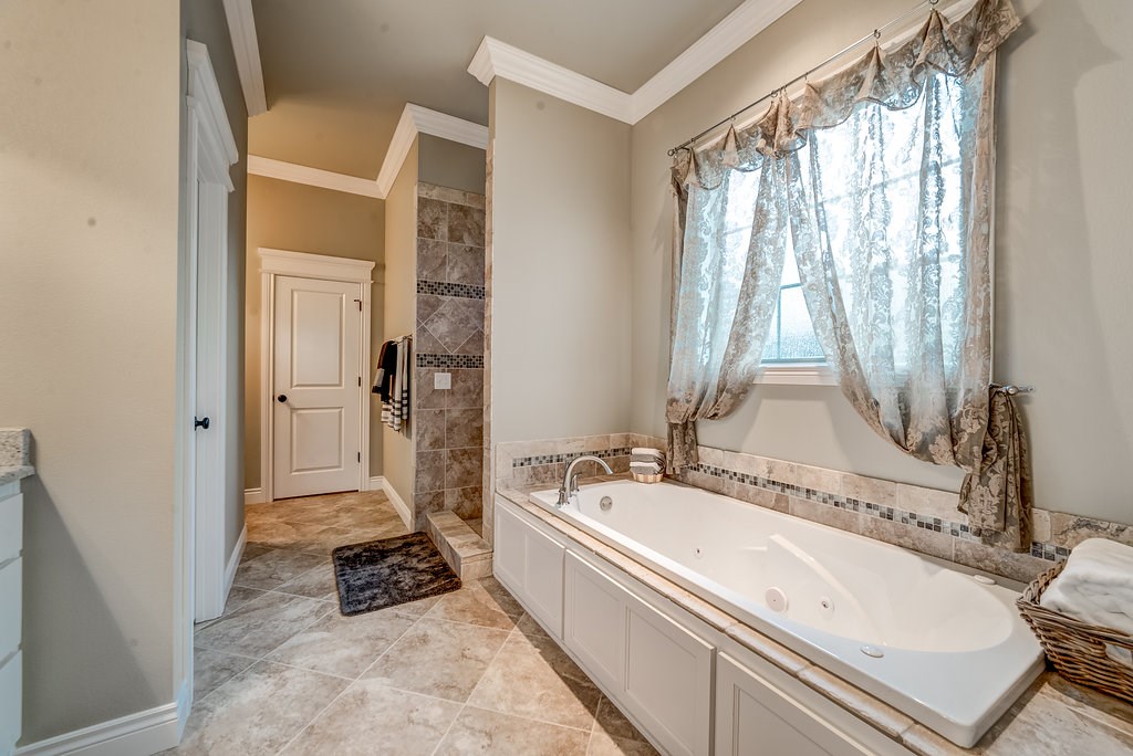 Oak Tree Centerton - Residential