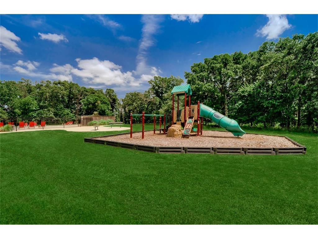 Oak Tree Centerton - Residential