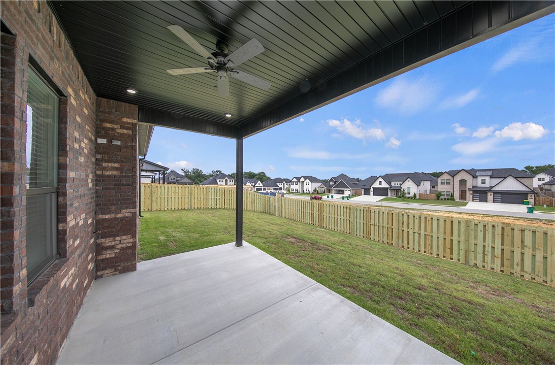 Silver Leaf Estates Ph I Centerton - Residential