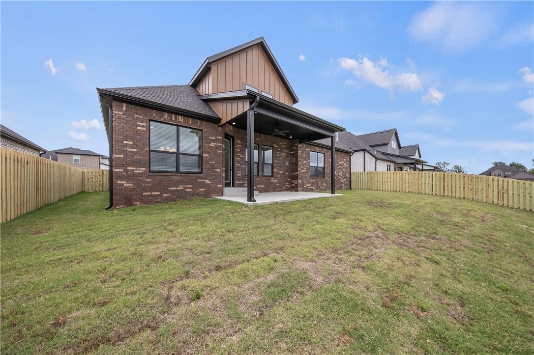 Silver Leaf Estates Ph I Centerton - Residential