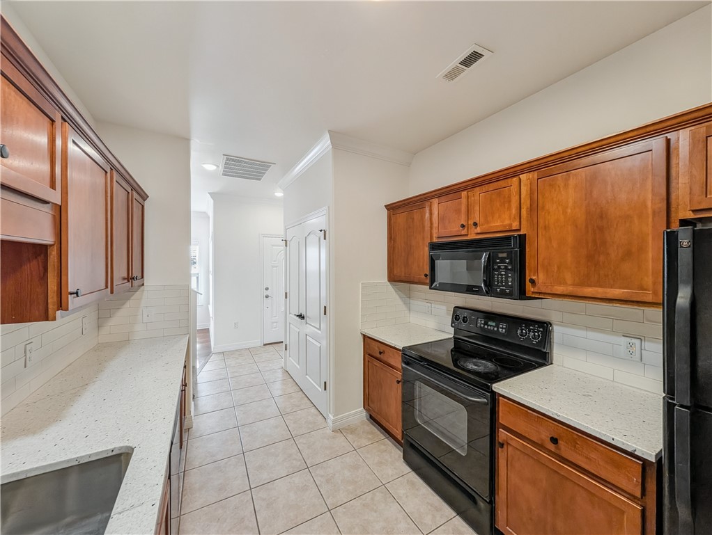 Homes At Oakmont Horizontal Prop Rogers - Residential Lease