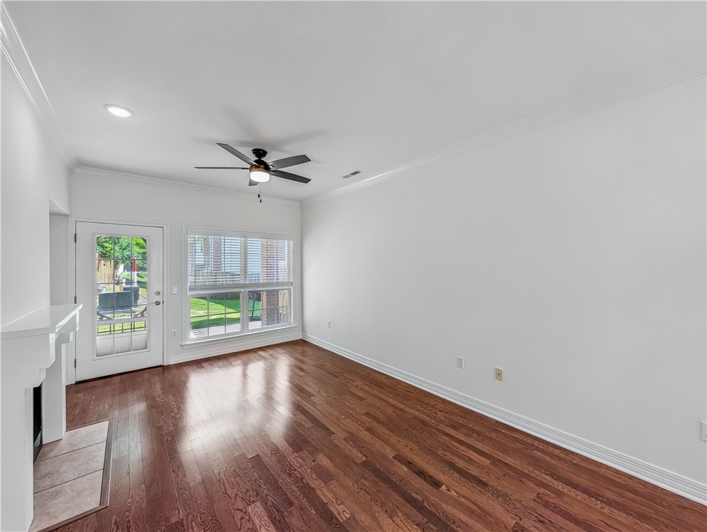 Homes At Oakmont Horizontal Prop Rogers - Residential Lease