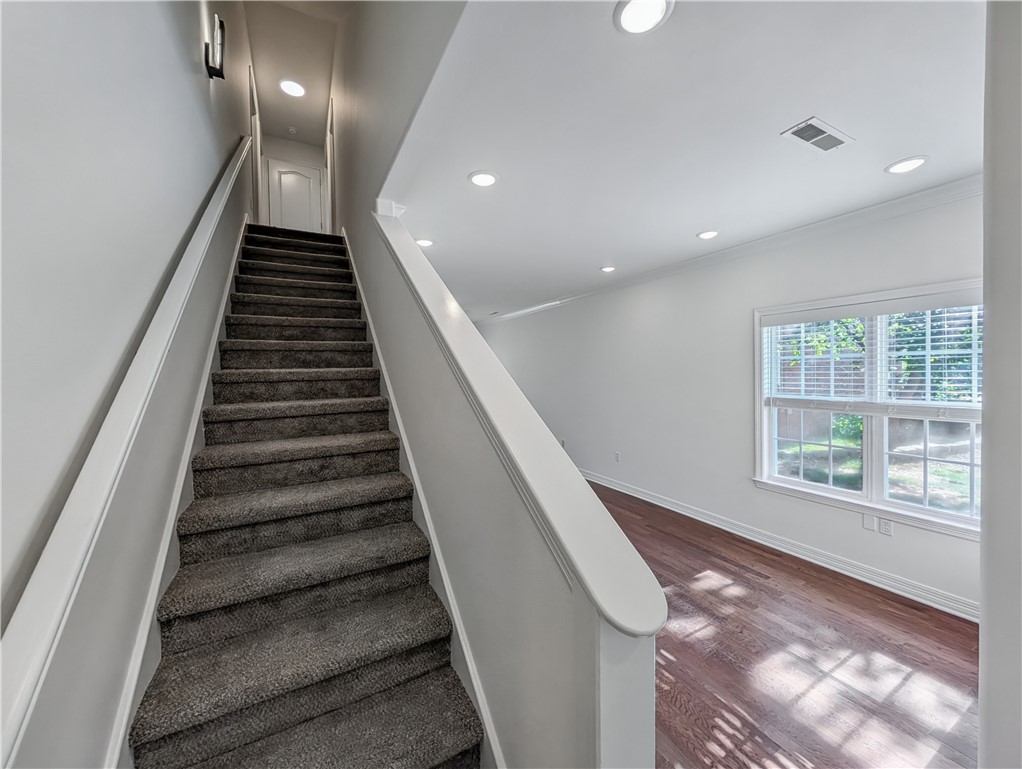 Homes At Oakmont Horizontal Prop Rogers - Residential Lease