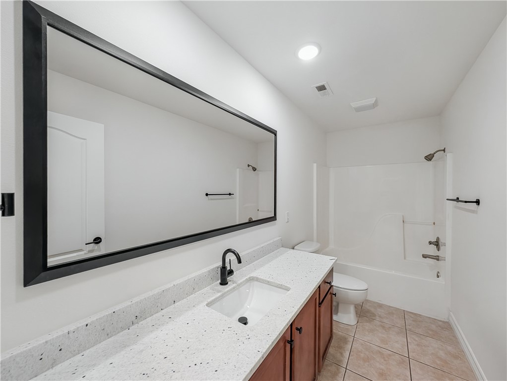 Homes At Oakmont Horizontal Prop Rogers - Residential Lease