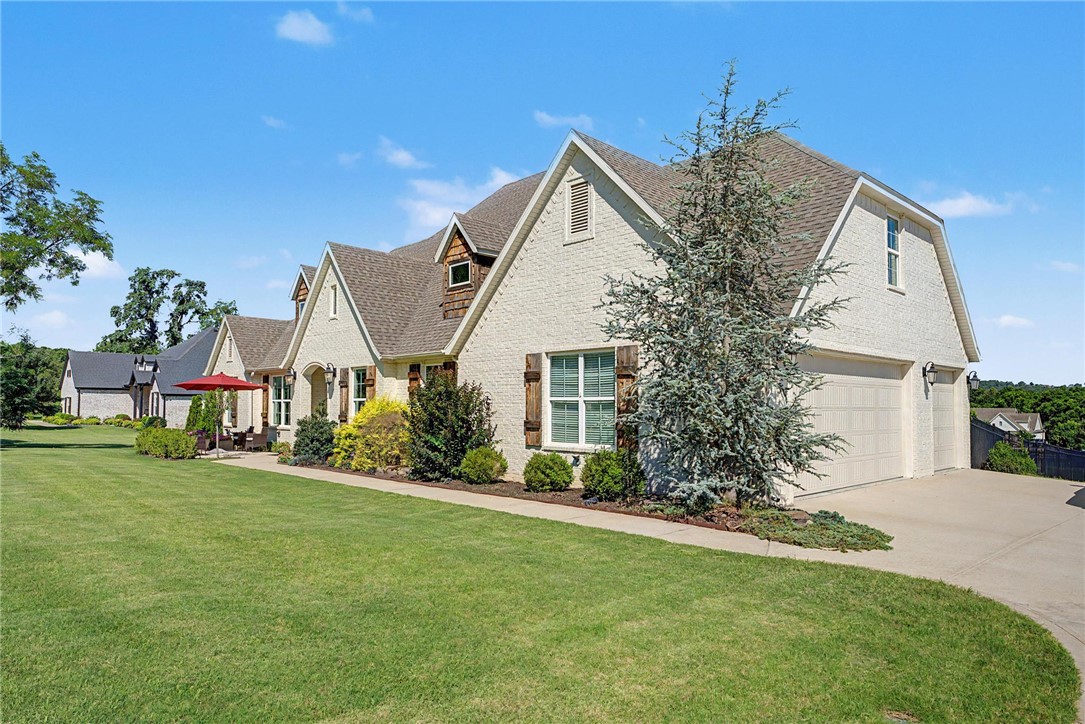 Knolls - Residential