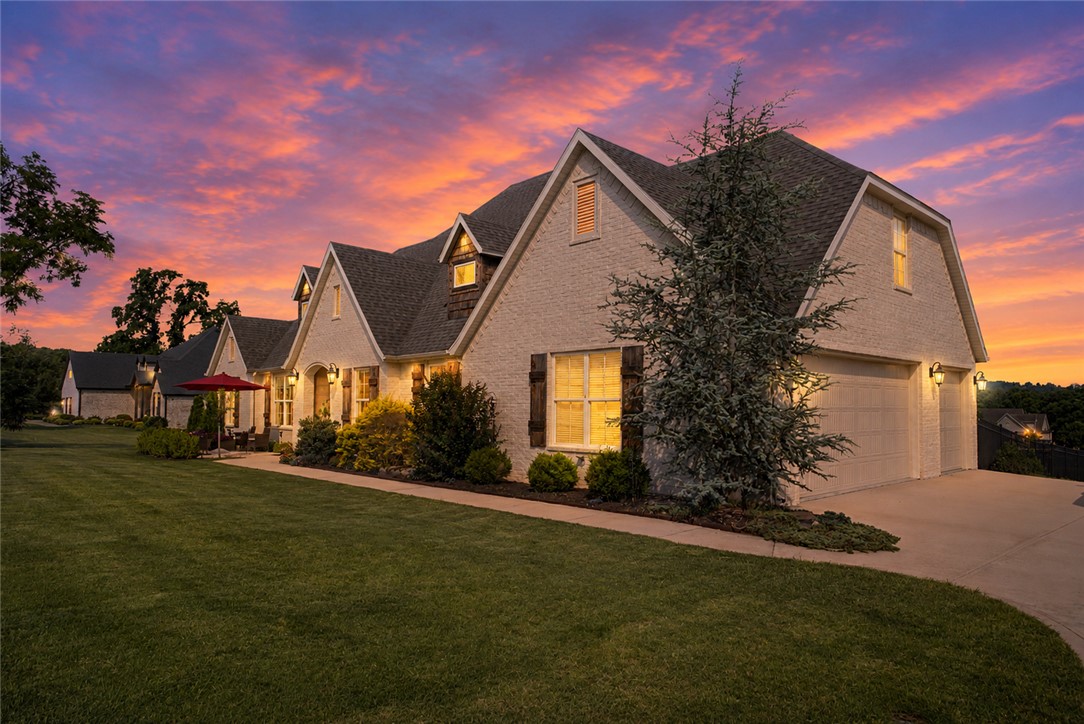 Knolls - Residential