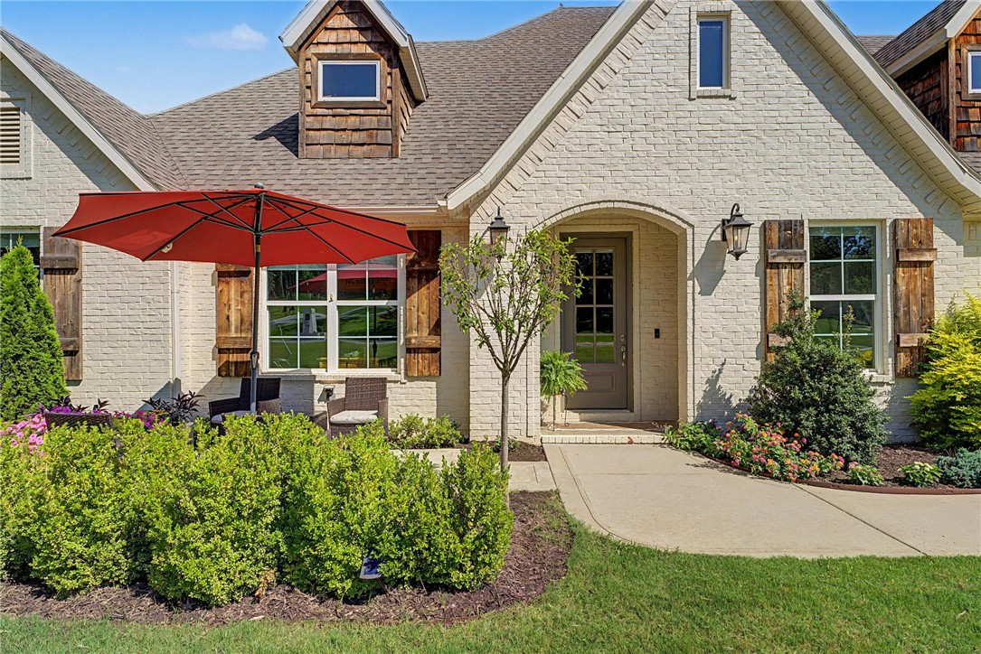 Knolls - Residential