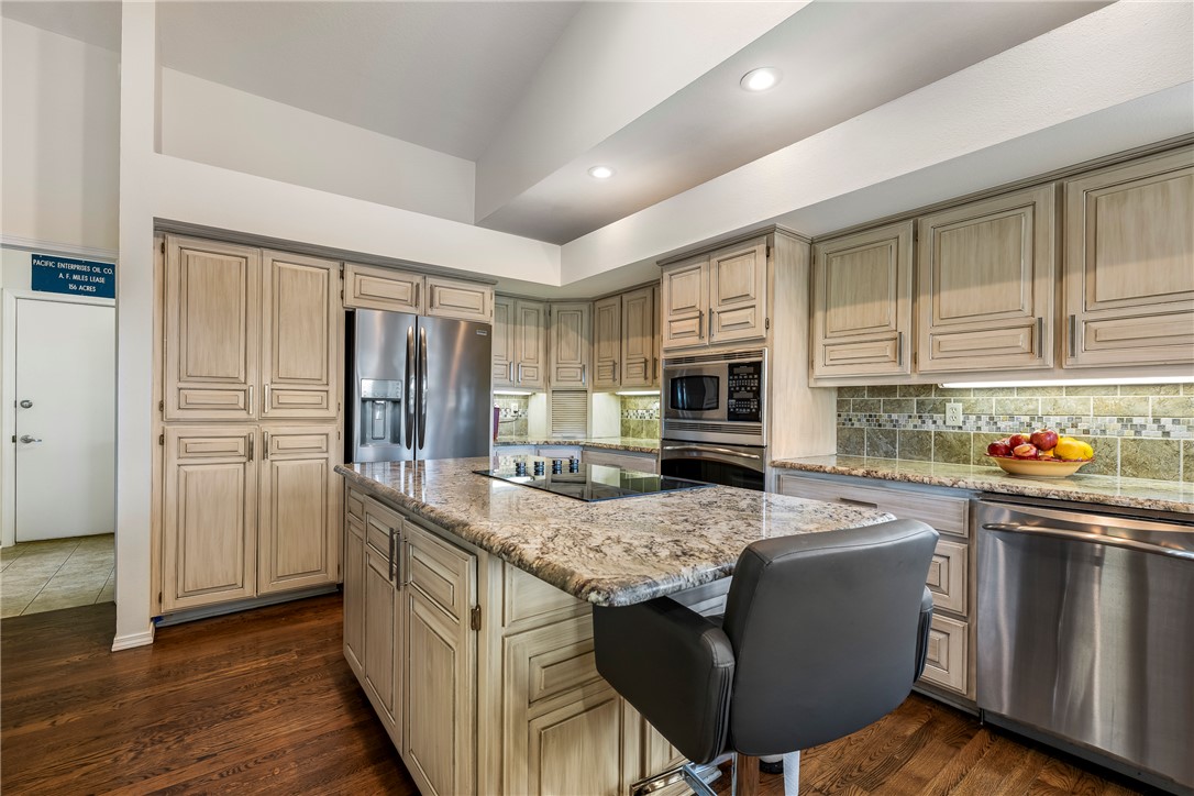 Kipling Courts Bvv - Residential