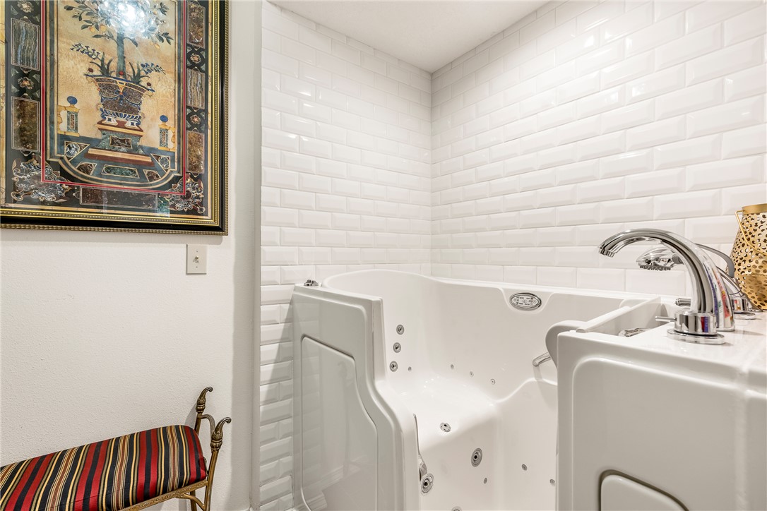Kipling Courts Bvv - Residential